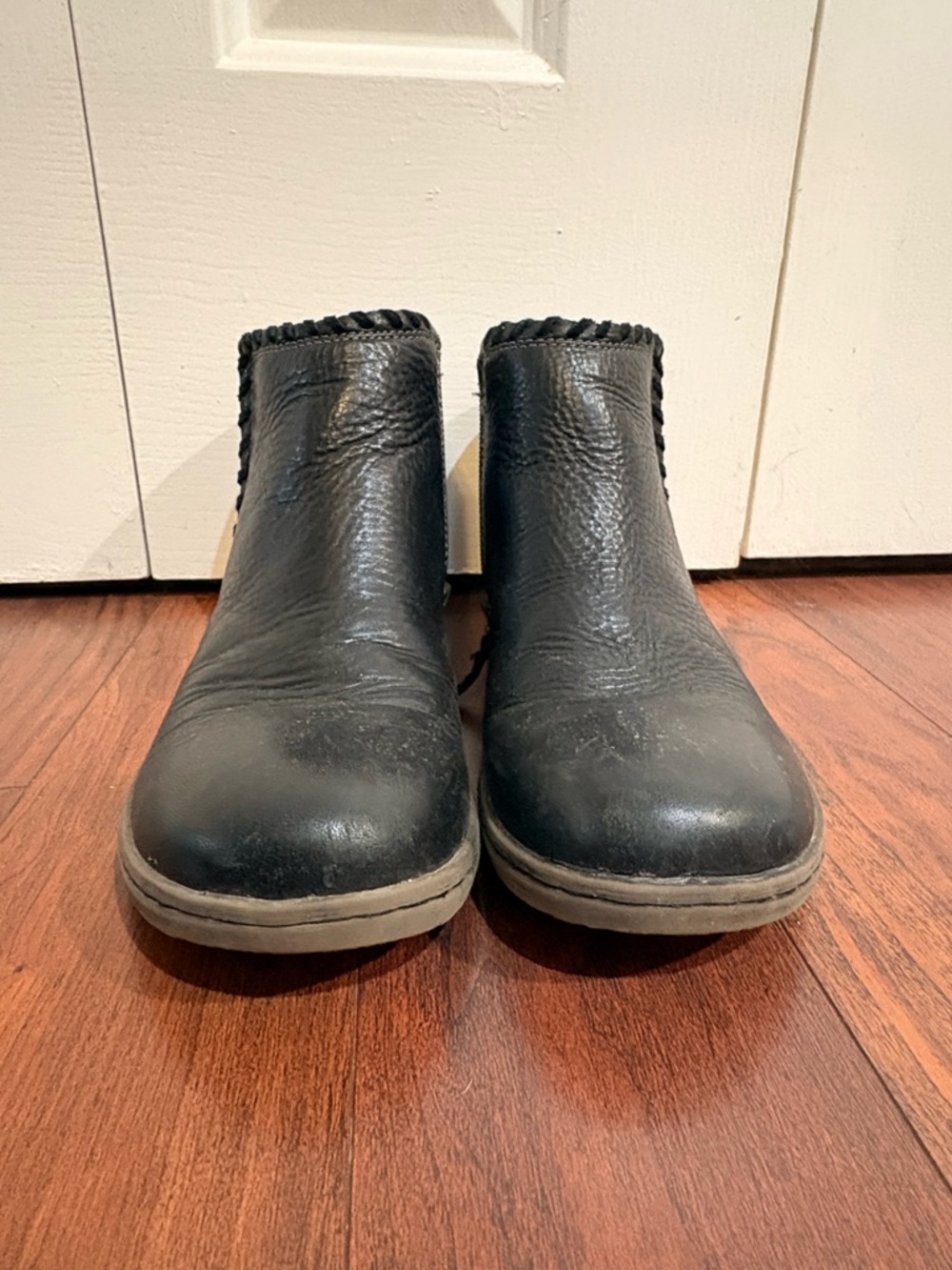 Comfortiva Black Leather Ankle Booties
